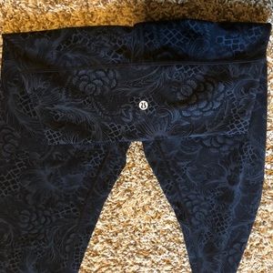 Unique Lululemon tights.